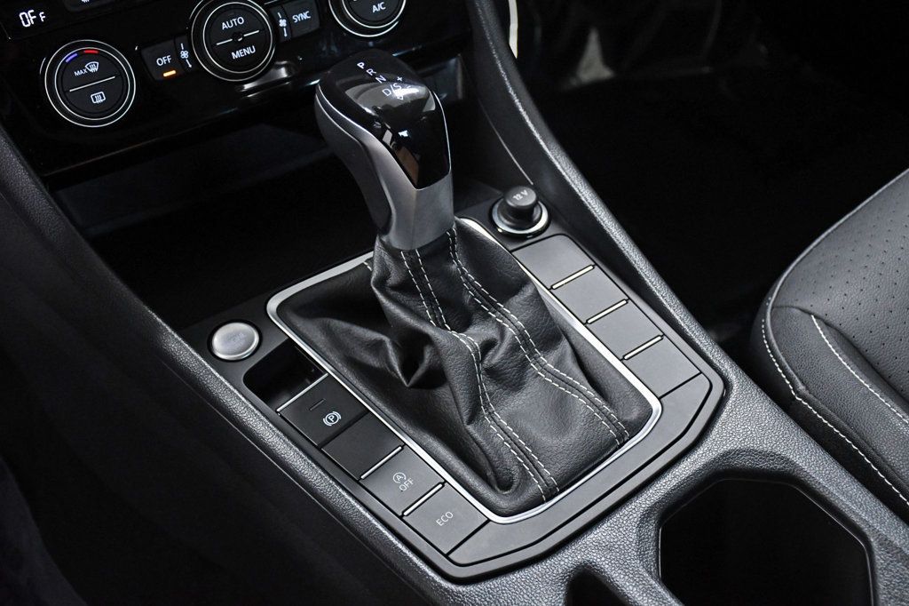 2024 Volkswagen Jetta SE Automatic - 22864645 - 23