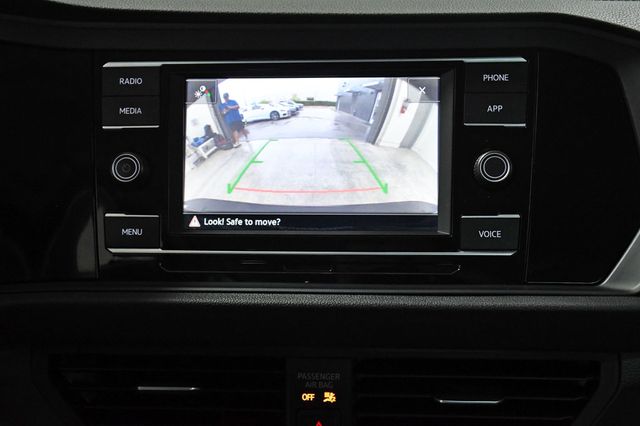 2024 Volkswagen Jetta SE Automatic - 22864645 - 24