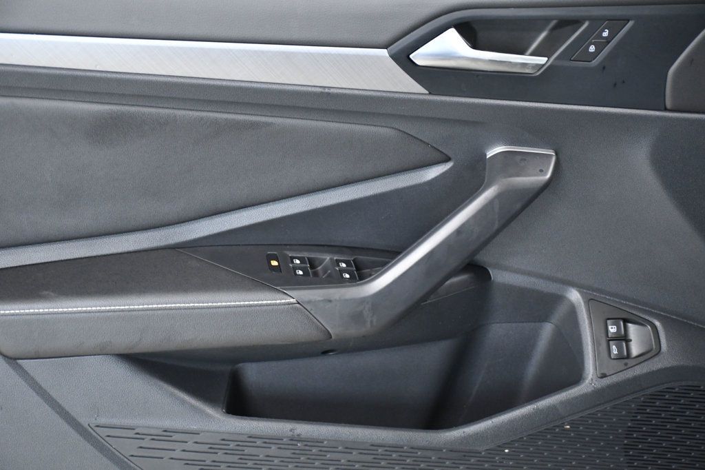 2024 Volkswagen Jetta SE Automatic - 22864645 - 8