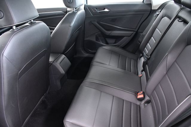 2024 Volkswagen Jetta SE Automatic - 22950718 - 9