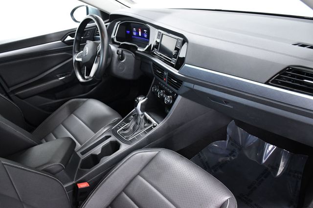 2024 Volkswagen Jetta SE Automatic - 22950718 - 16