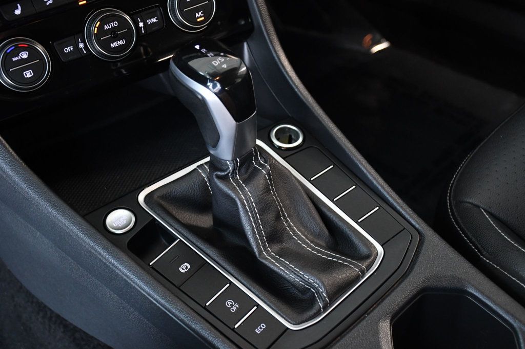 2024 Volkswagen Jetta SE Automatic - 23008384 - 24