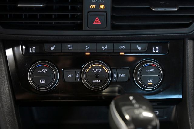 2024 Volkswagen Jetta SE Automatic - 23008384 - 27