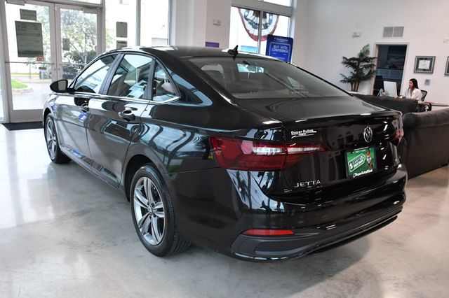 2024 Volkswagen Jetta SE Automatic - 23008384 - 3