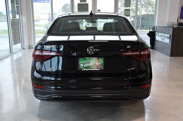 2024 Volkswagen Jetta SE Automatic - 23008384 - 4