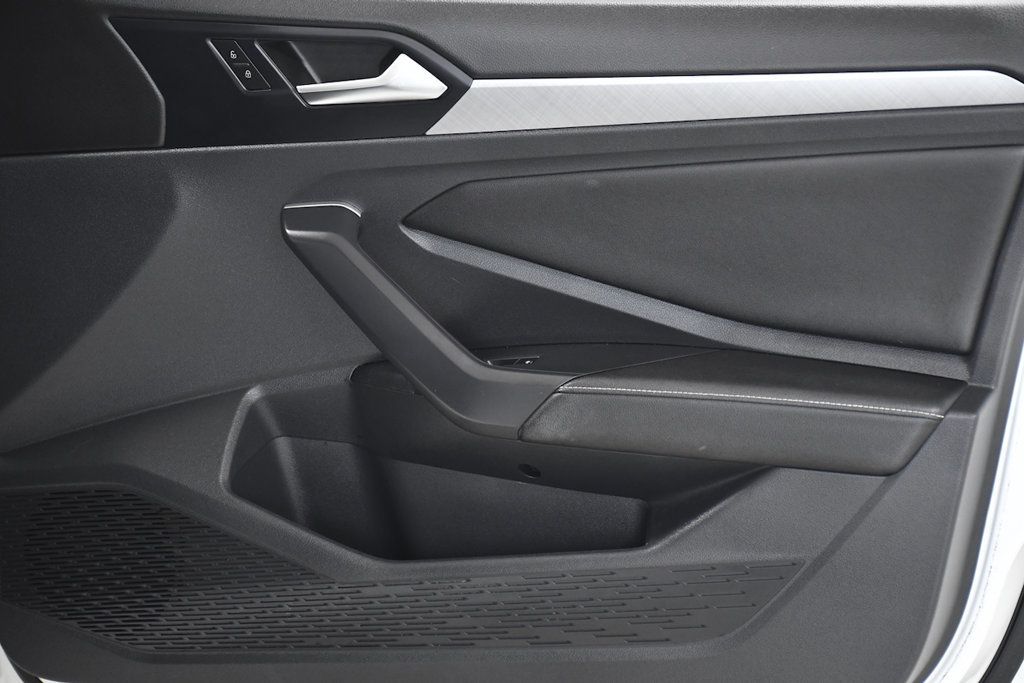 2024 Volkswagen Jetta SE Automatic - 23086751 - 17