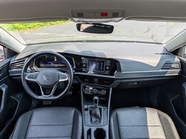 2024 Volkswagen Jetta SE Automatic - 23045377 - 29