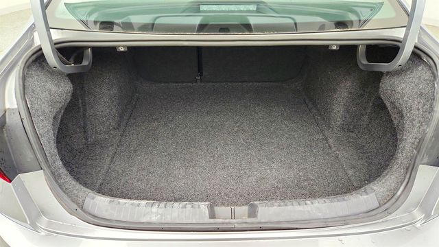 2024 Volkswagen Jetta SE Automatic - 23071340 - 17