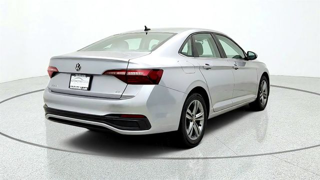 2024 Volkswagen Jetta SE Automatic - 23071340 - 4