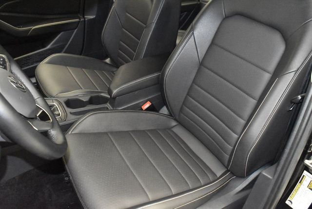 2024 Volkswagen Jetta SE Automatic - 22883084 - 13