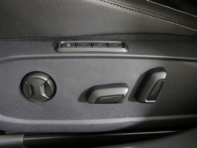 2024 Volkswagen Jetta SEL Automatic - 23000250 - 37