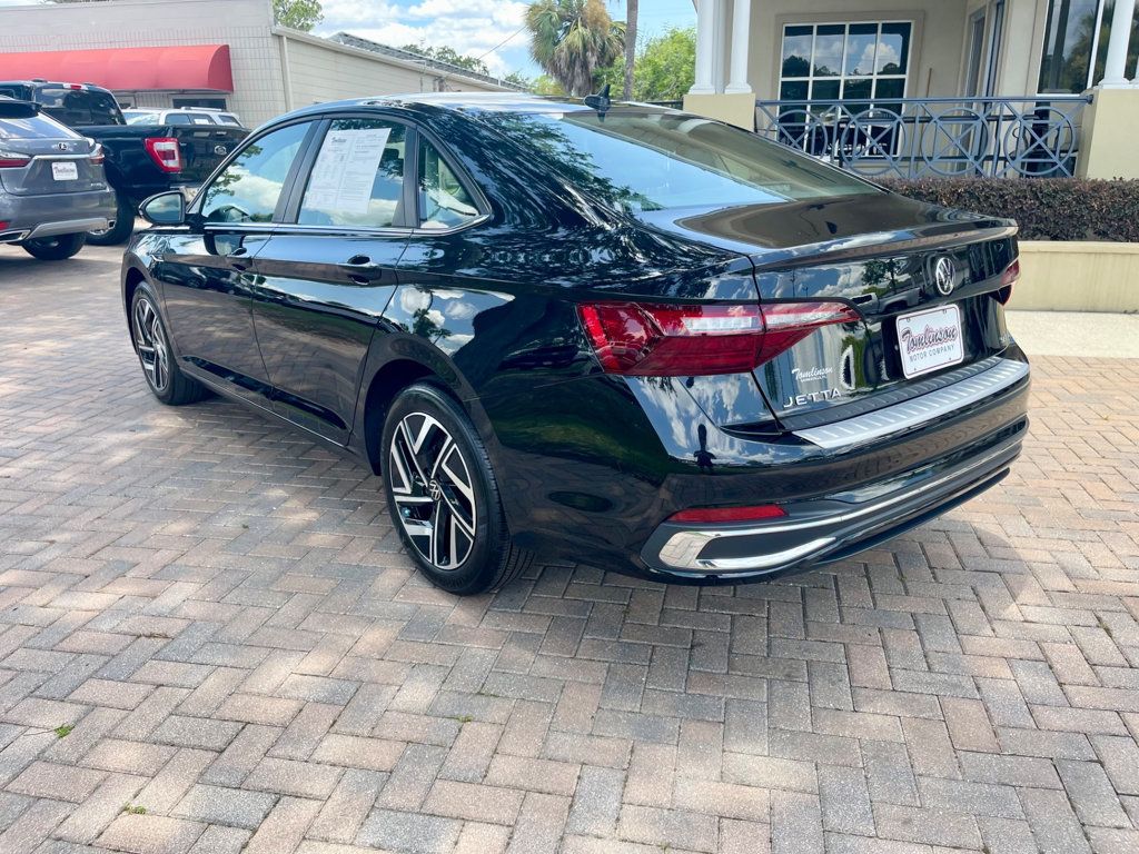 2024 Volkswagen Jetta SEL photo 3