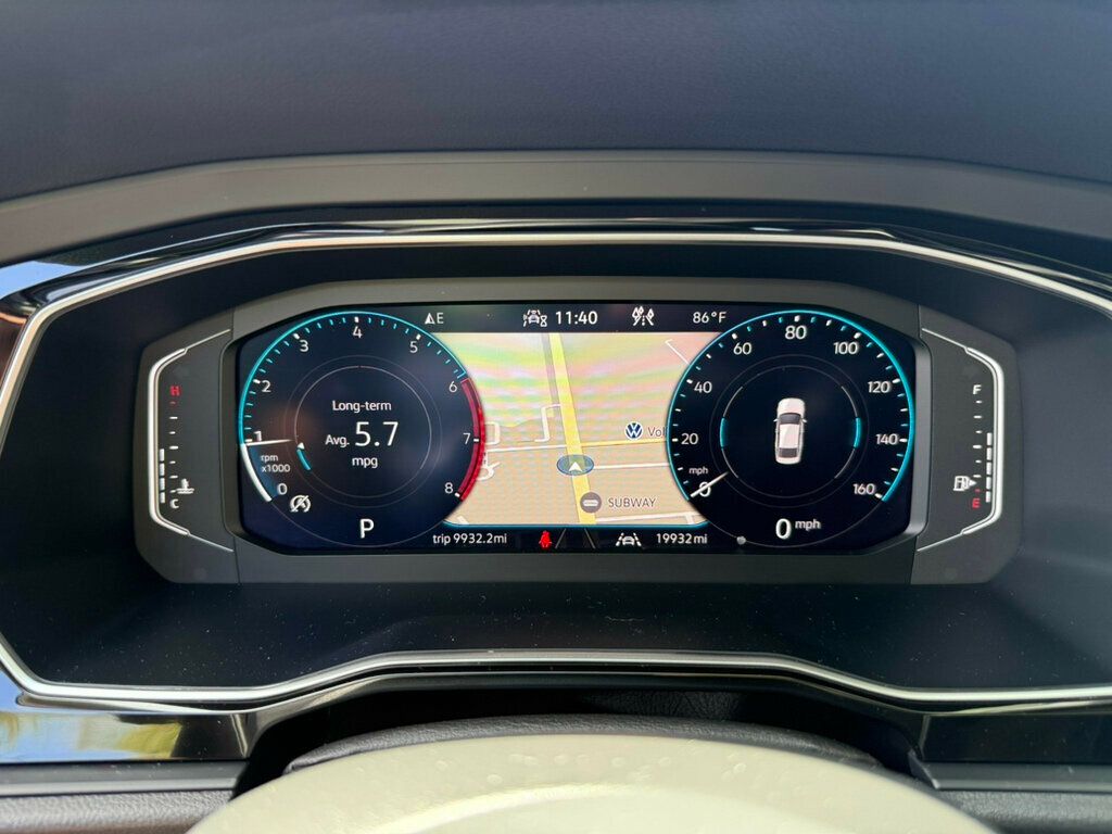 2024 Volkswagen Jetta SEL photo 3