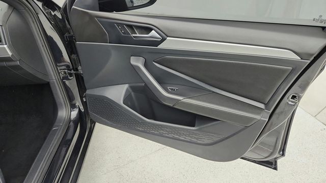 2024 Volkswagen Jetta Sport Automatic - 22946153 - 39
