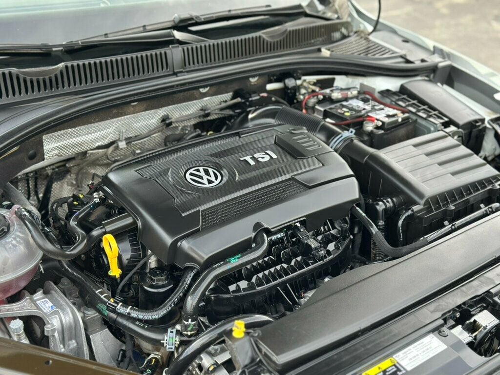 2024 Volkswagen Jetta GLI Autobahn Anniversary Edition photo 12