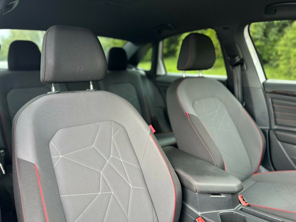 2024 Volkswagen Jetta GLI Autobahn Anniversary Edition photo 28