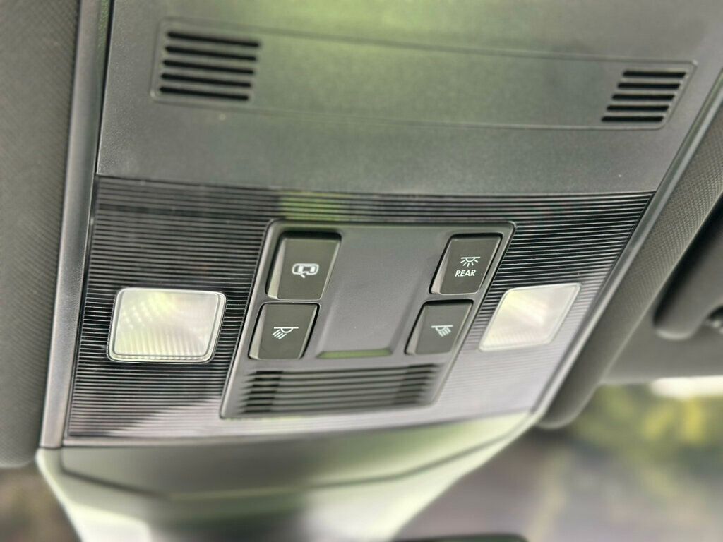 2024 Volkswagen Jetta GLI Autobahn Anniversary Edition photo 35