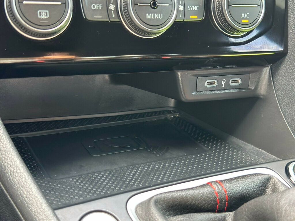 2024 Volkswagen Jetta GLI Autobahn Anniversary Edition photo 41
