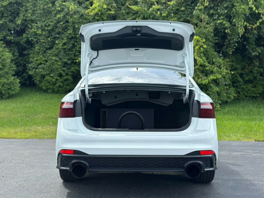 2024 Volkswagen Jetta GLI Autobahn Anniversary Edition photo 5