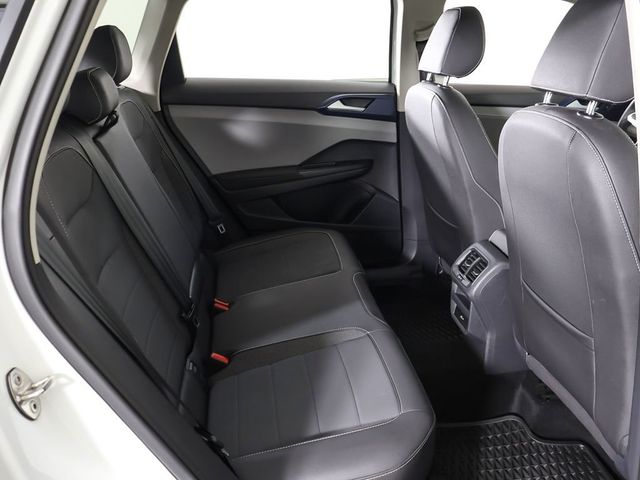 2024 Volkswagen Taos SE 4MOTION - 23022268 - 34