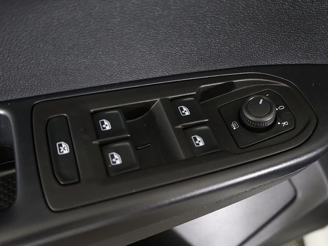 2024 Volkswagen Taos SE 4MOTION - 23028642 - 38