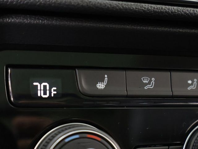2024 Volkswagen Taos SE 4MOTION - 23028642 - 49