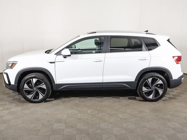2024 Volkswagen Taos SE 4MOTION - 23036660 - 18