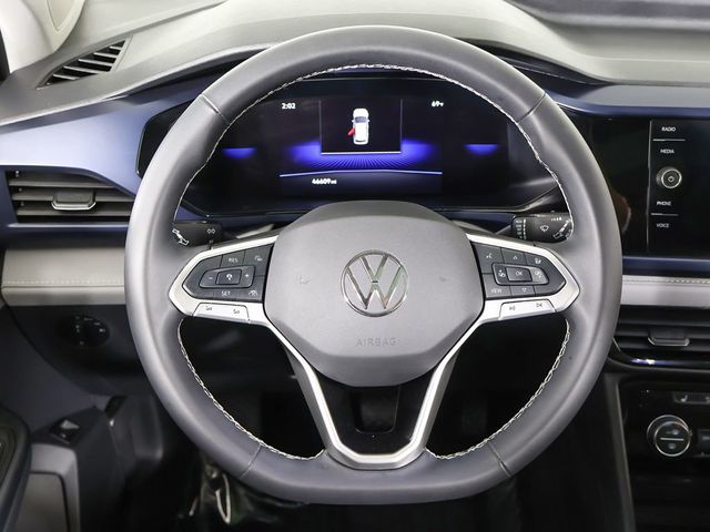 2024 Volkswagen Taos SE 4MOTION - 23036660 - 40