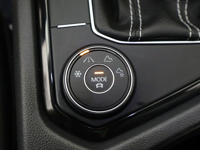 2024 Volkswagen Taos SE 4MOTION - 23036660 - 52