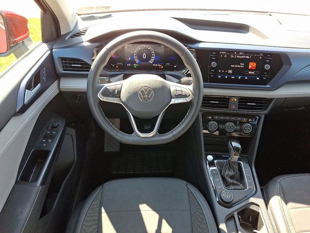 2024 Volkswagen Taos SE 4MOTION - 22840476 - 11