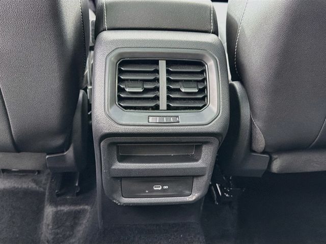 2024 Volkswagen Taos SE 4MOTION - 23054231 - 23