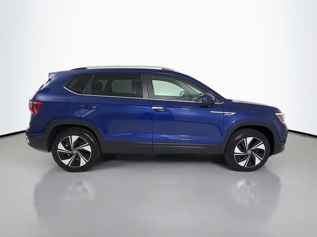2024 Volkswagen Taos SE 4MOTION - 23054231 - 7
