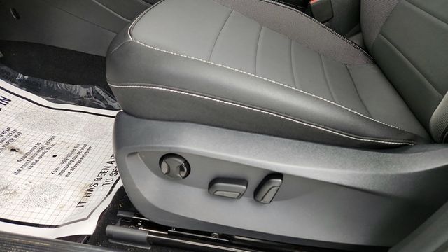 2024 Volkswagen Taos SE 4MOTION - 22941657 - 10