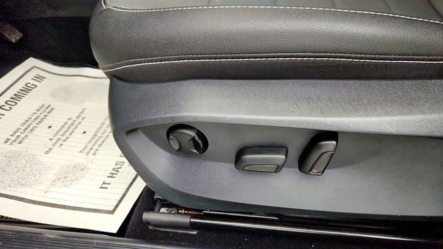 2024 Volkswagen Taos SE 4MOTION - 23015395 - 10