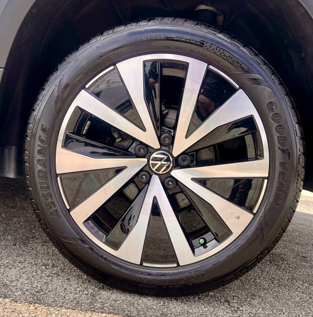 2024 Volkswagen Taos SE FWD - 23025185 - 24
