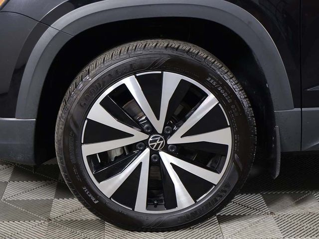 2024 Volkswagen Taos SE FWD - 23070351 - 21