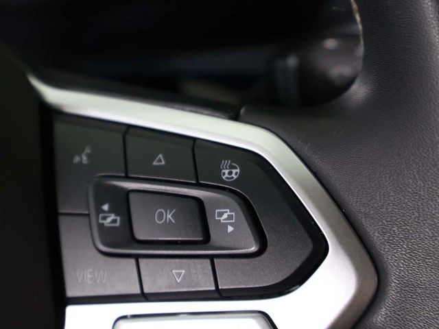 2024 Volkswagen Taos SE FWD - 23070351 - 43