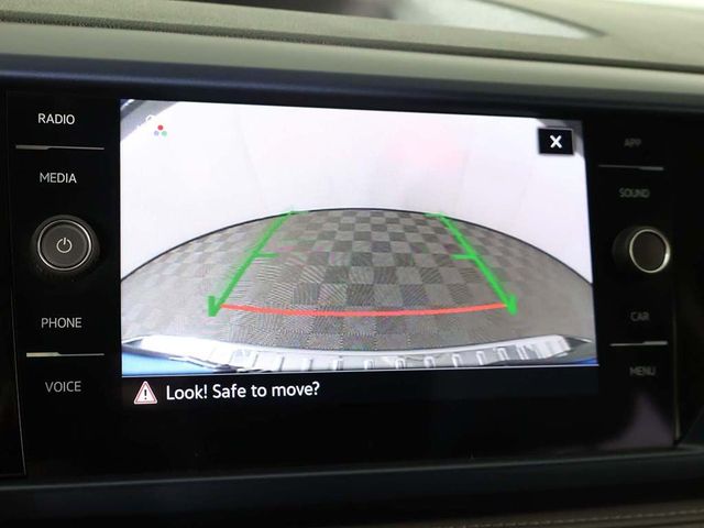 2024 Volkswagen Taos SE FWD - 23070351 - 44