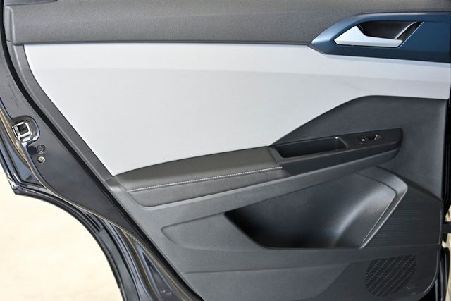 2024 Volkswagen Taos SE FWD - 22946175 - 10