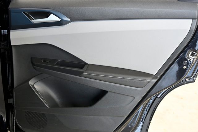 2024 Volkswagen Taos SE FWD - 22946175 - 14