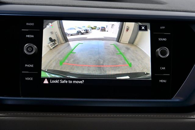 2024 Volkswagen Taos SE FWD - 22946175 - 28