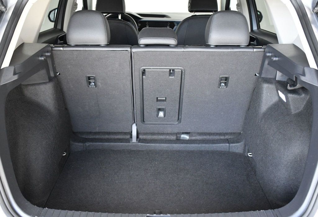 2024 Volkswagen Taos SE FWD - 22958149 - 12