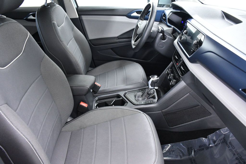 2024 Volkswagen Taos SE FWD - 22958149 - 15