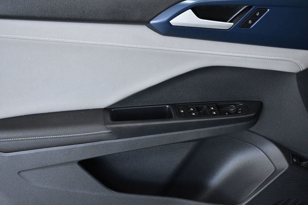 2024 Volkswagen Taos SE FWD - 22958149 - 8