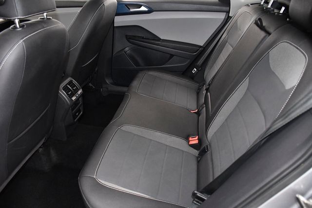2024 Volkswagen Taos SE FWD - 23057248 - 9