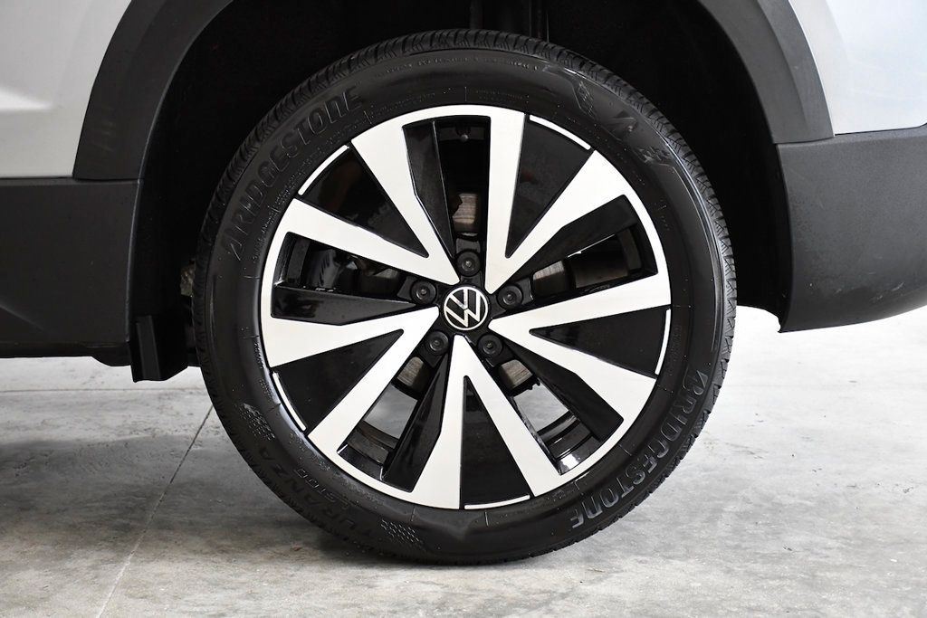 2024 Volkswagen Taos SE FWD - 23057248 - 11