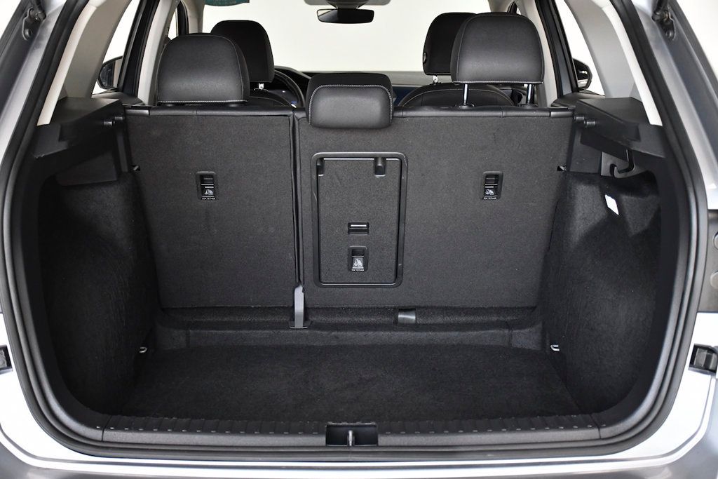 2024 Volkswagen Taos SE FWD - 23057248 - 12