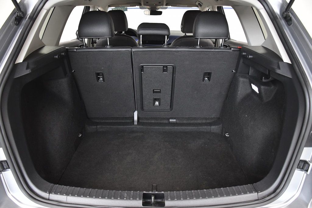 2024 Volkswagen Taos SE FWD - 23093940 - 12