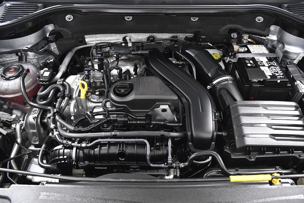 2024 Volkswagen Taos SE FWD - 23093940 - 18