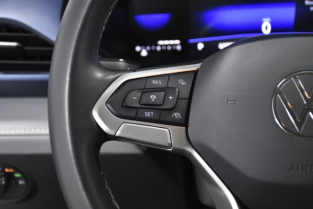 2024 Volkswagen Taos SE FWD - 23093940 - 20